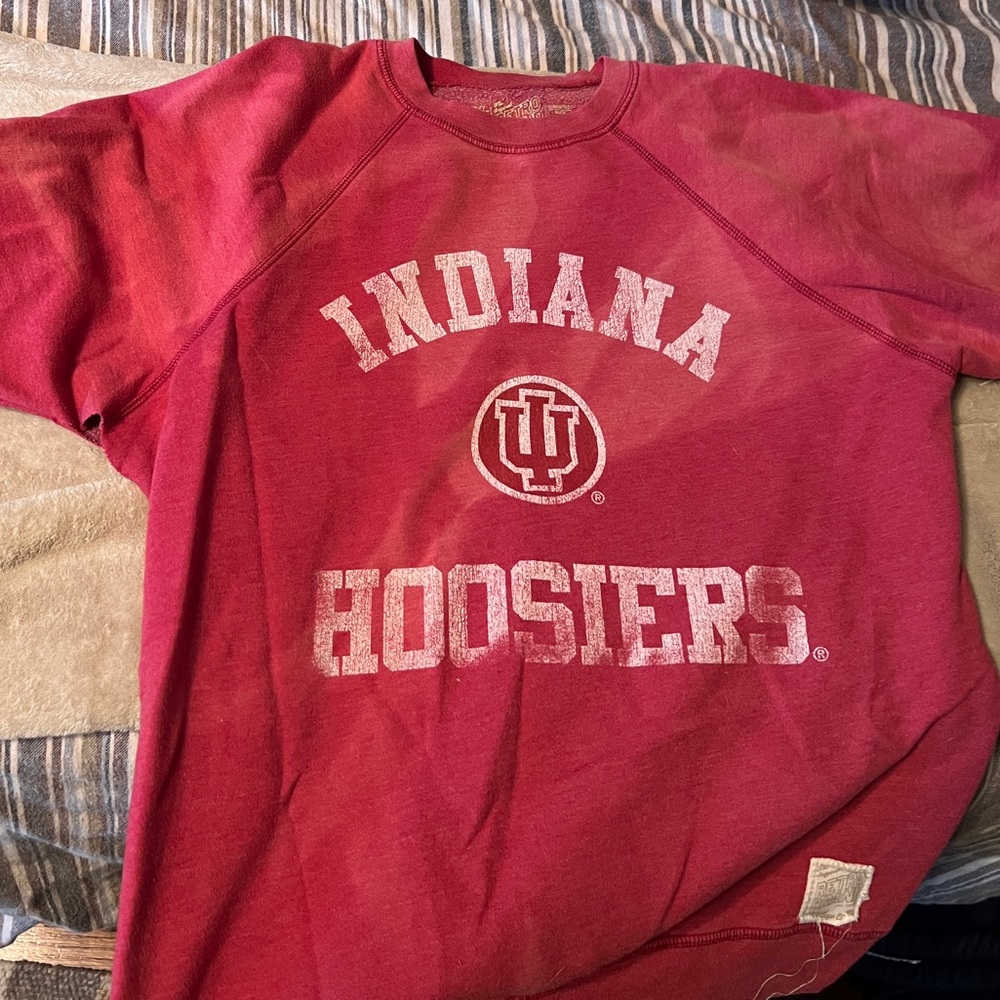 Indiana University Retro Sweatshirt - Picture 2 of 2